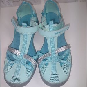5 Merrell Kids Teal and Silver Sandals